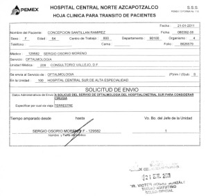 Documento demuestra la insistencia de los médicos del Hospital de PEMEX a realizar la cirugía,  pese a que la retina de la Sra. Concepción Santillán Ramírez había sanado.